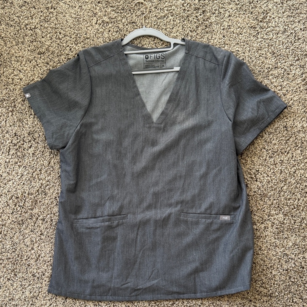 Figs Charcoal V-Neck Scrub Top